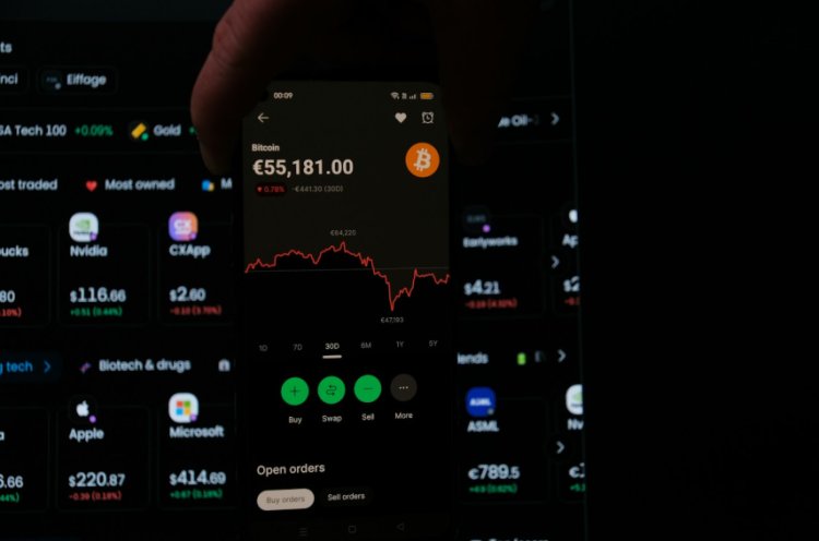 How Younger Cambodians Are Learning to Trade Beyond Borders